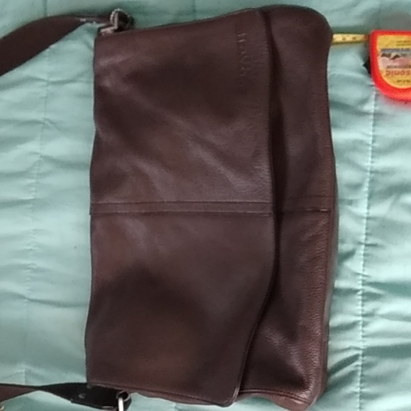 Coach Handbags - SADDLE BAG STYLE COACH.